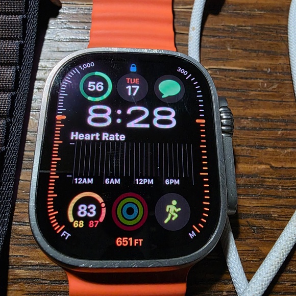 Apple Watch Ultra 2 - Picture 3 of 7
